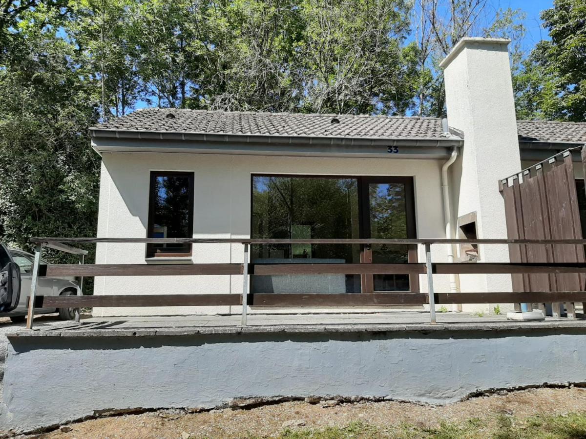 Mooie Bungalow In De Prachtige Natuur Hastiere-par-dela Exterior photo